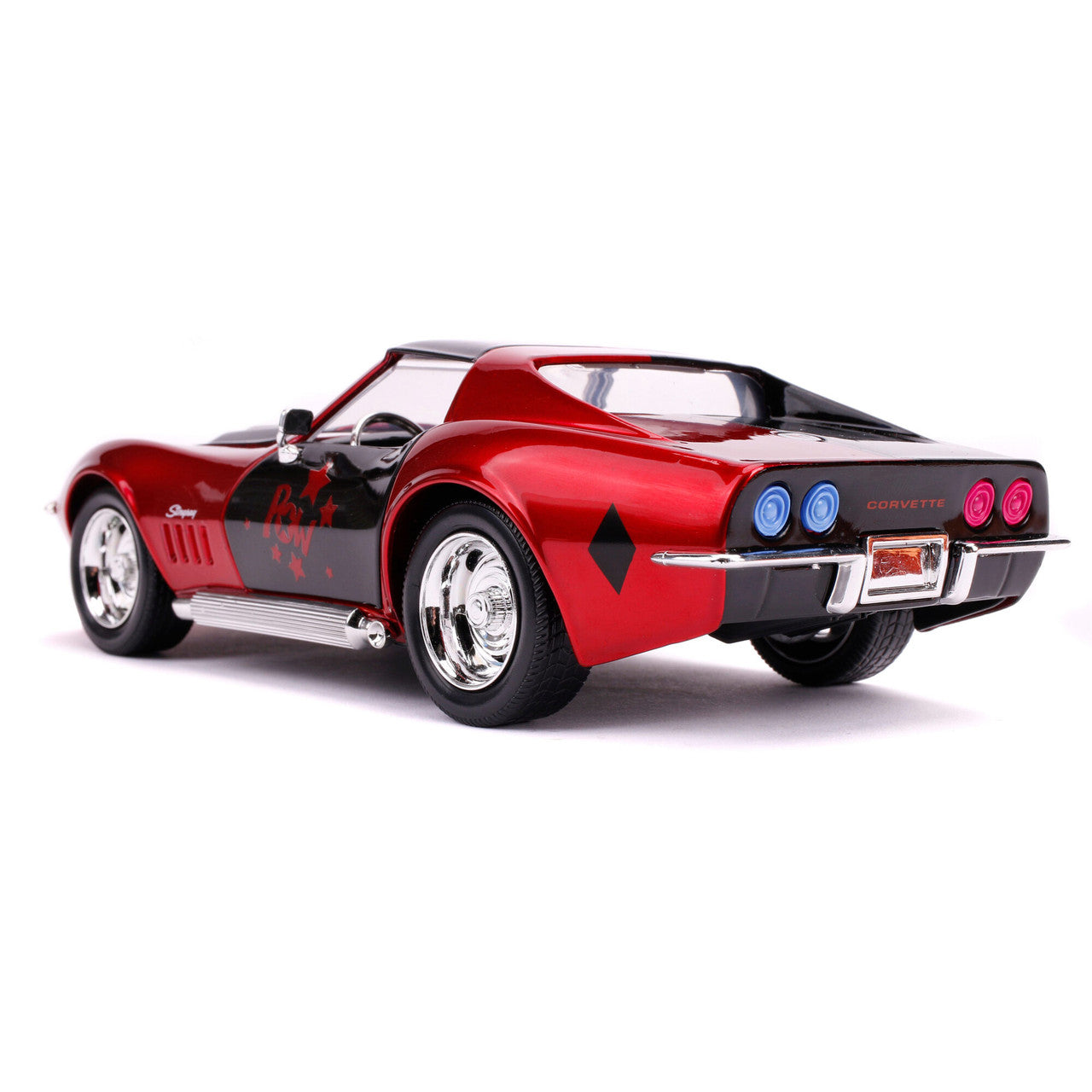 Jada DC 1969 Chevy Corvette Stingray 1/24 Diecast Vehicle With Harley Quinn Figure