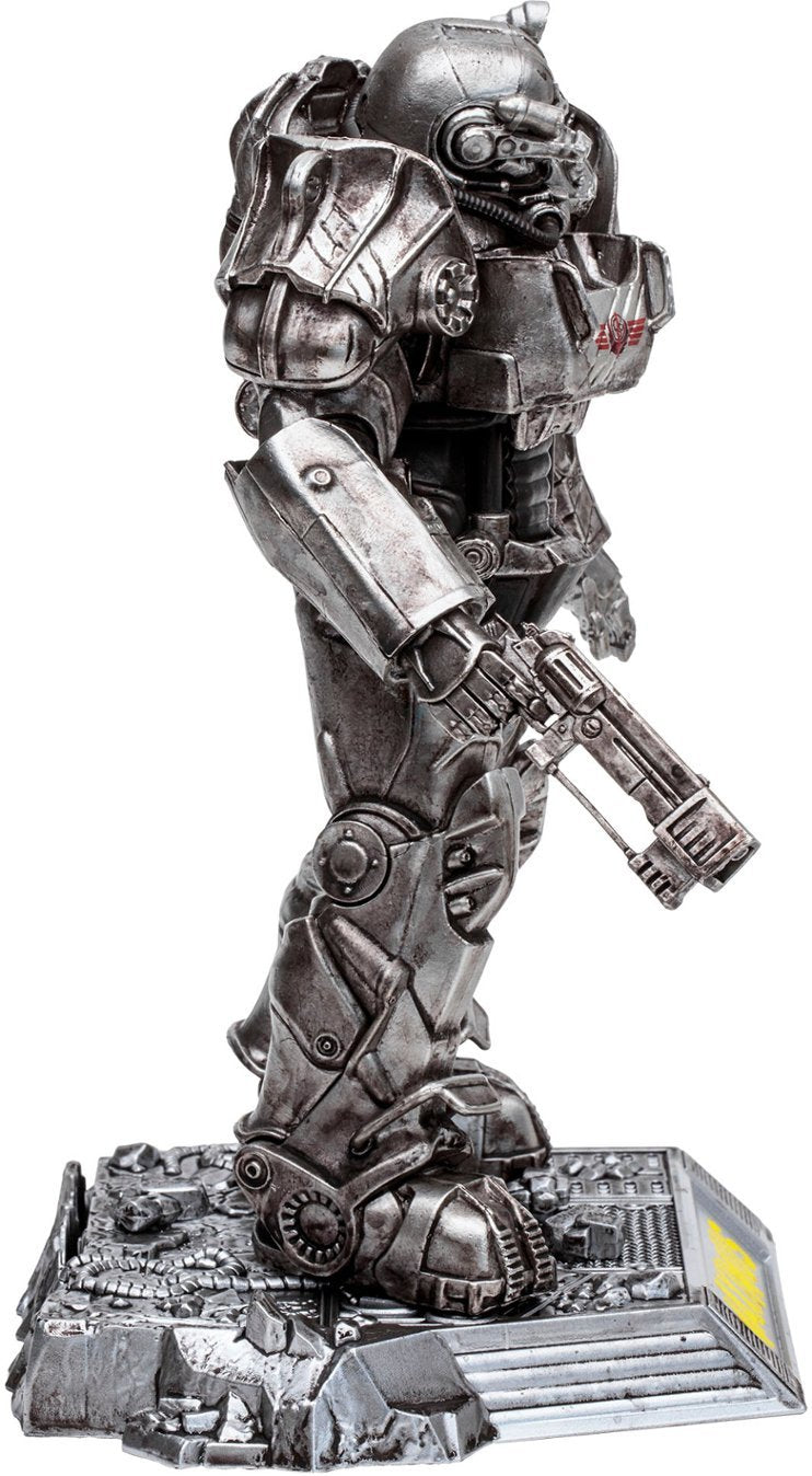 Fallout Maximus Movie Maniacs 6" Posed Figure