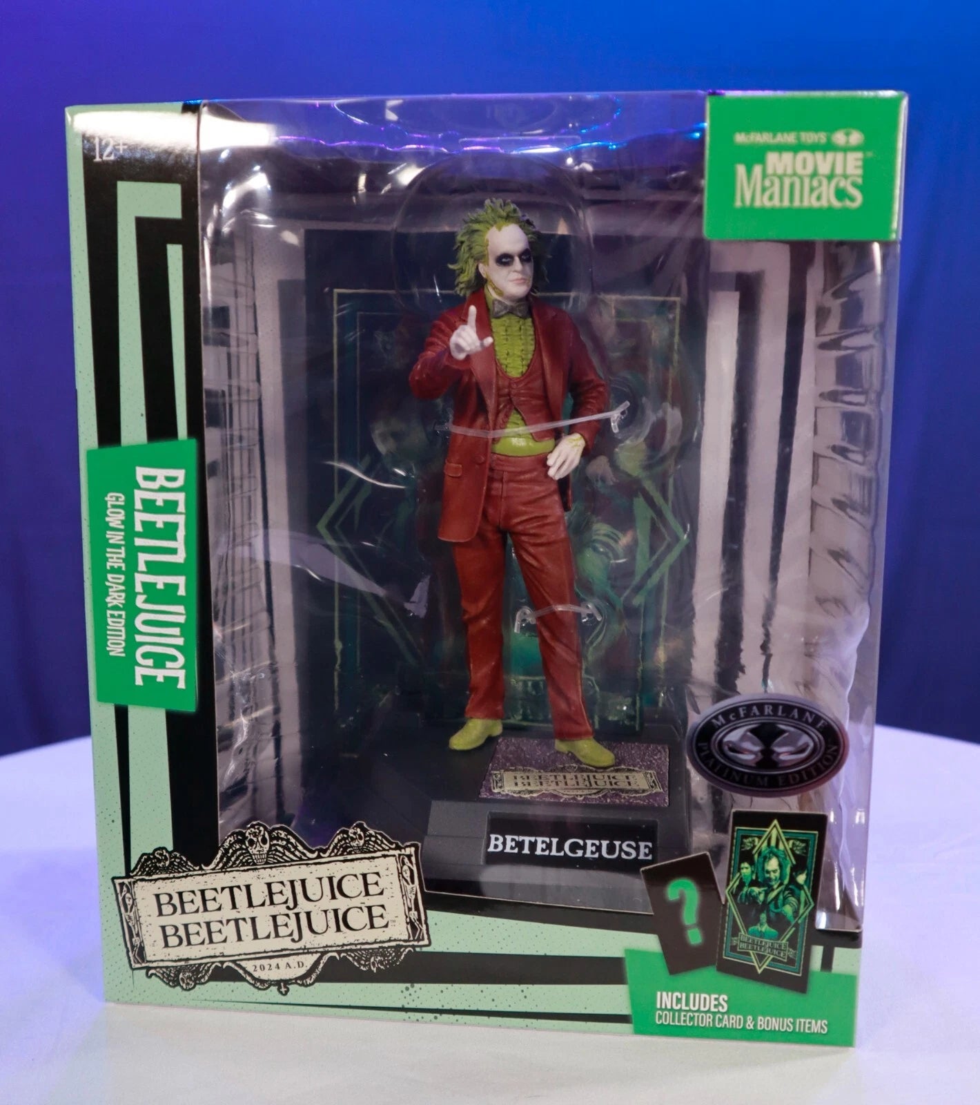 Movie Maniacs Beetlejuice Beetlejuice 6-Inch Posed Figure