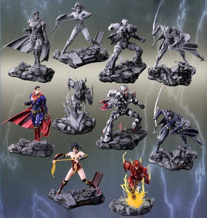 DC Trading Arts Figure 4.5-Inch Mystery Pack Gray Cyborg vol 2