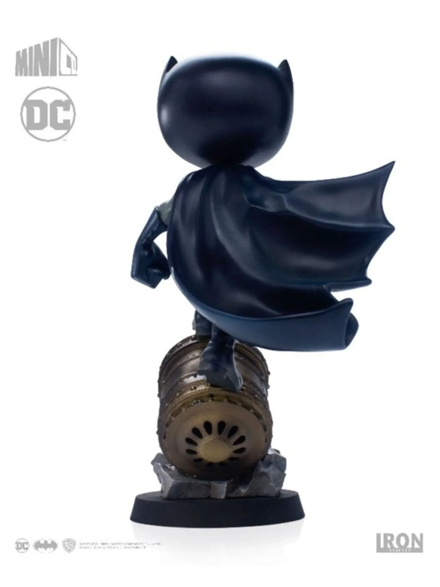 DC Comics Batman Mini Co Deluxe Vinyl Statue