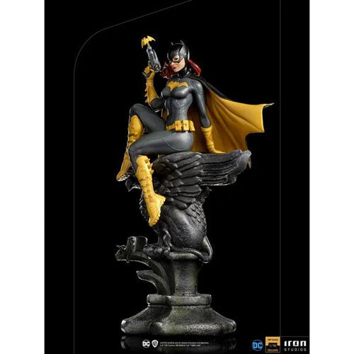 DC Comics Batgirl Deluxe 1:10 Art Scale Limited Edition Statue