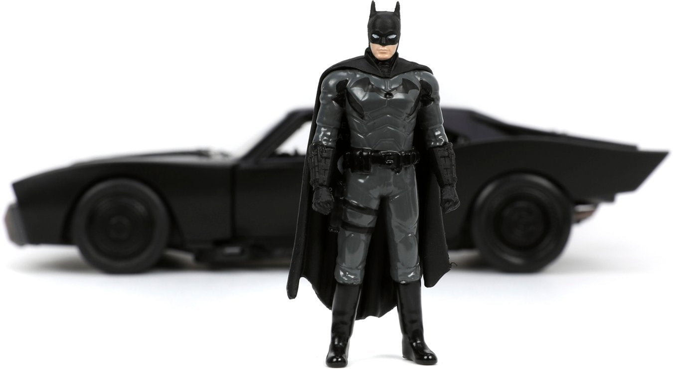 Jada DC 2022: The Batman Batmobile 1/24 Diecast Vehicle With Batman Figure