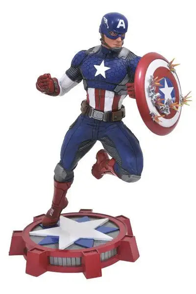 Marvel Comic Gallery Captain America Statue (Damaged Box)