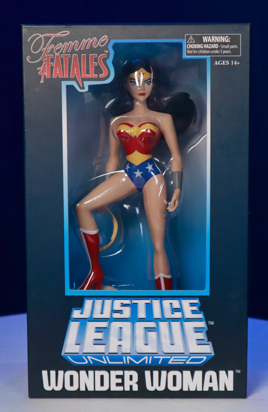 Justice League Unlimited Wonder Woman Femme Fatales Gallery Statue (Open Box)