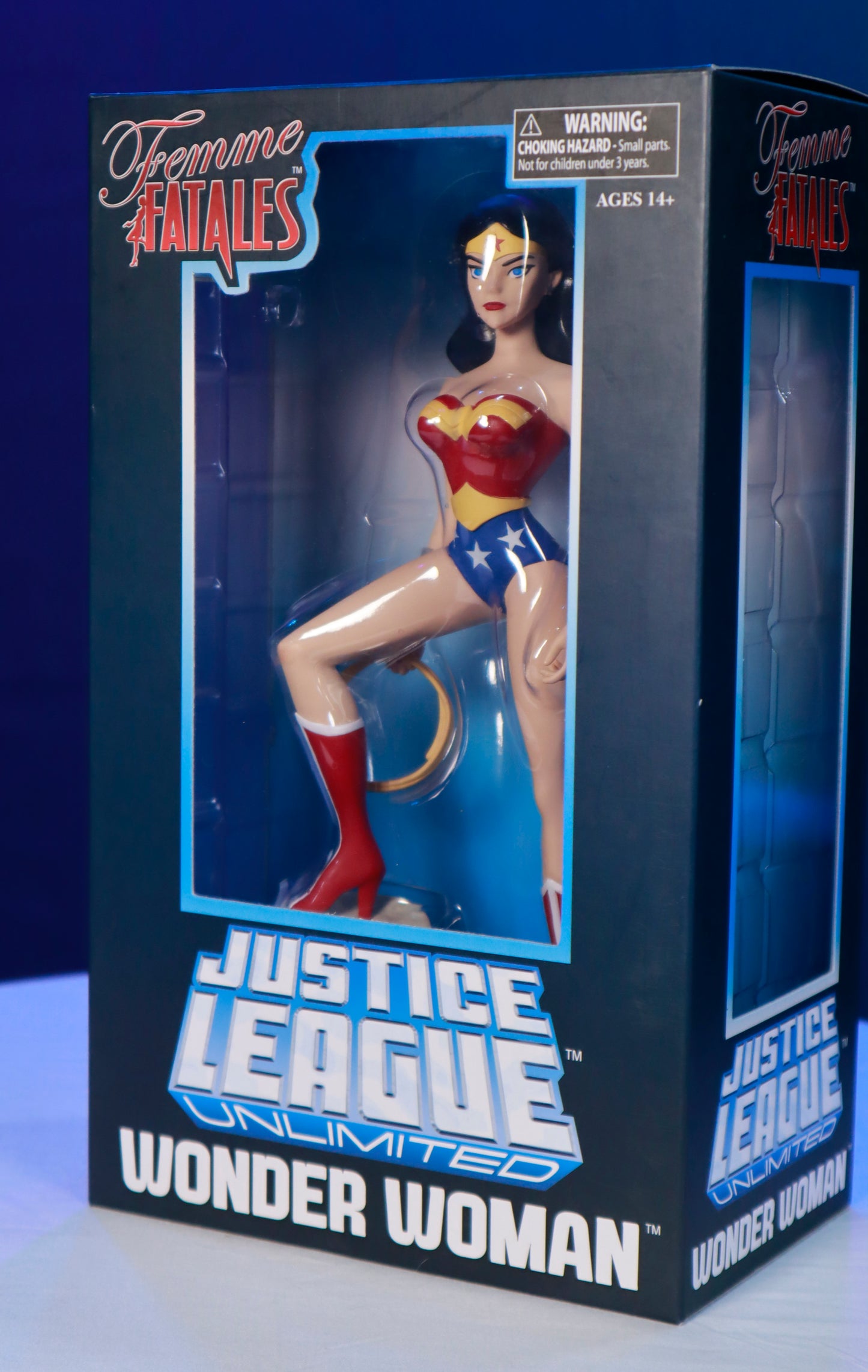 Justice League Unlimited Wonder Woman Femme Fatales Gallery Statue (Open Box)