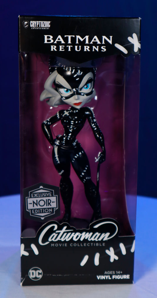 DC Comics Batman Returns Catwoman Noir Edition Exclusive Vinyl Figure
